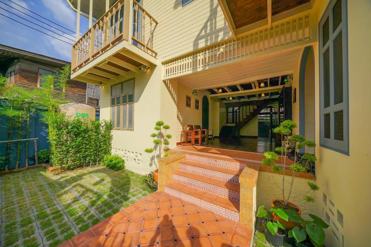 방콕 Priya Boutique House B&B 외부 사진