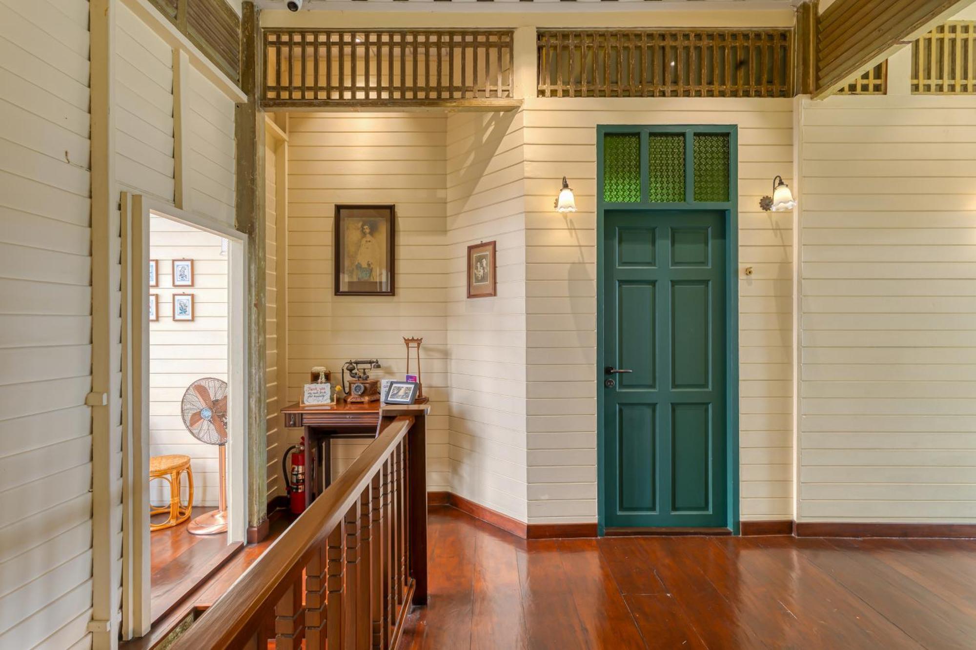 방콕 Priya Boutique House B&B 외부 사진