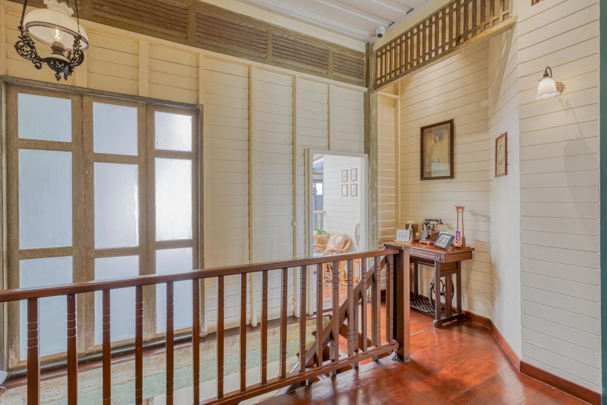 방콕 Priya Boutique House B&B 외부 사진