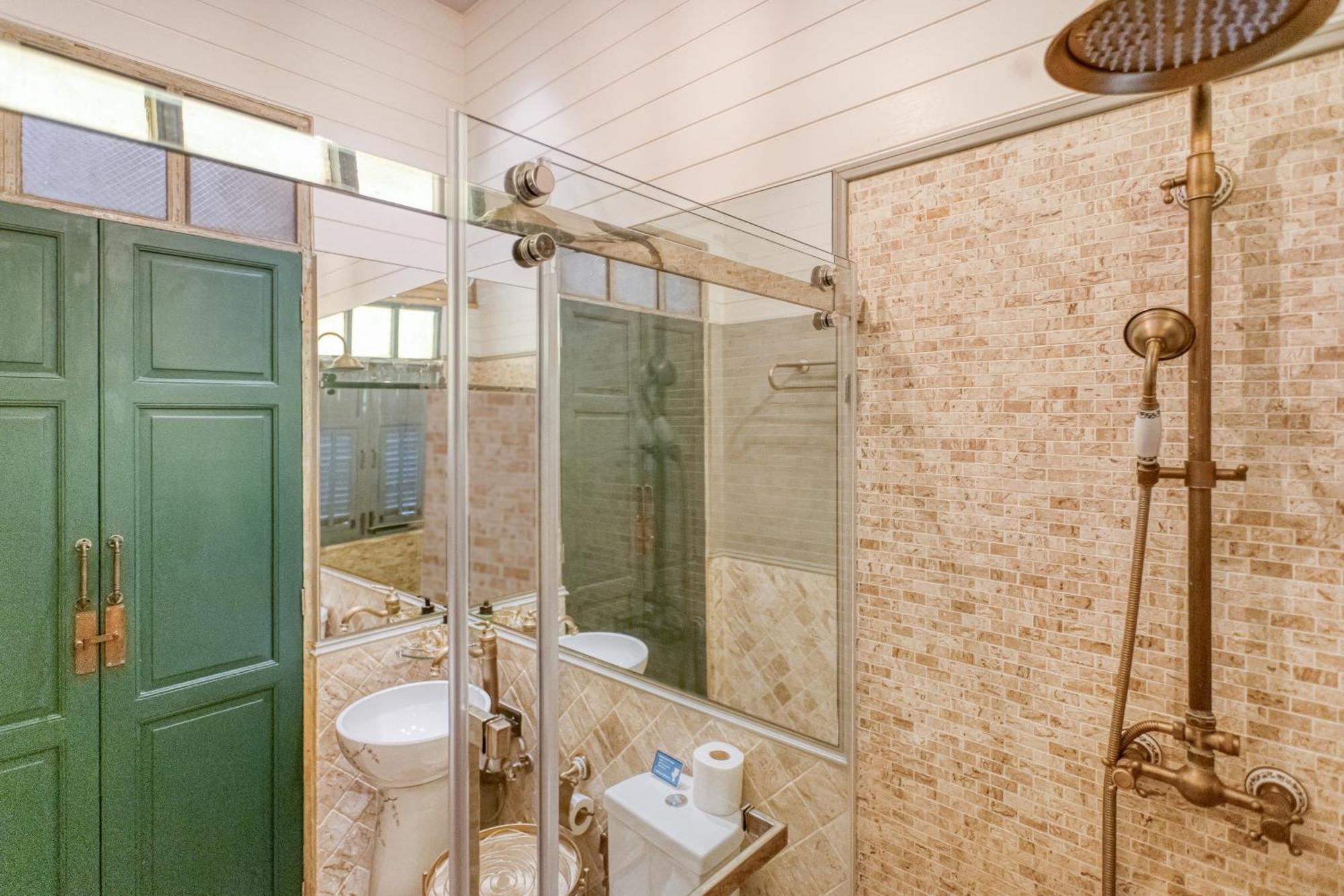 방콕 Priya Boutique House B&B 외부 사진