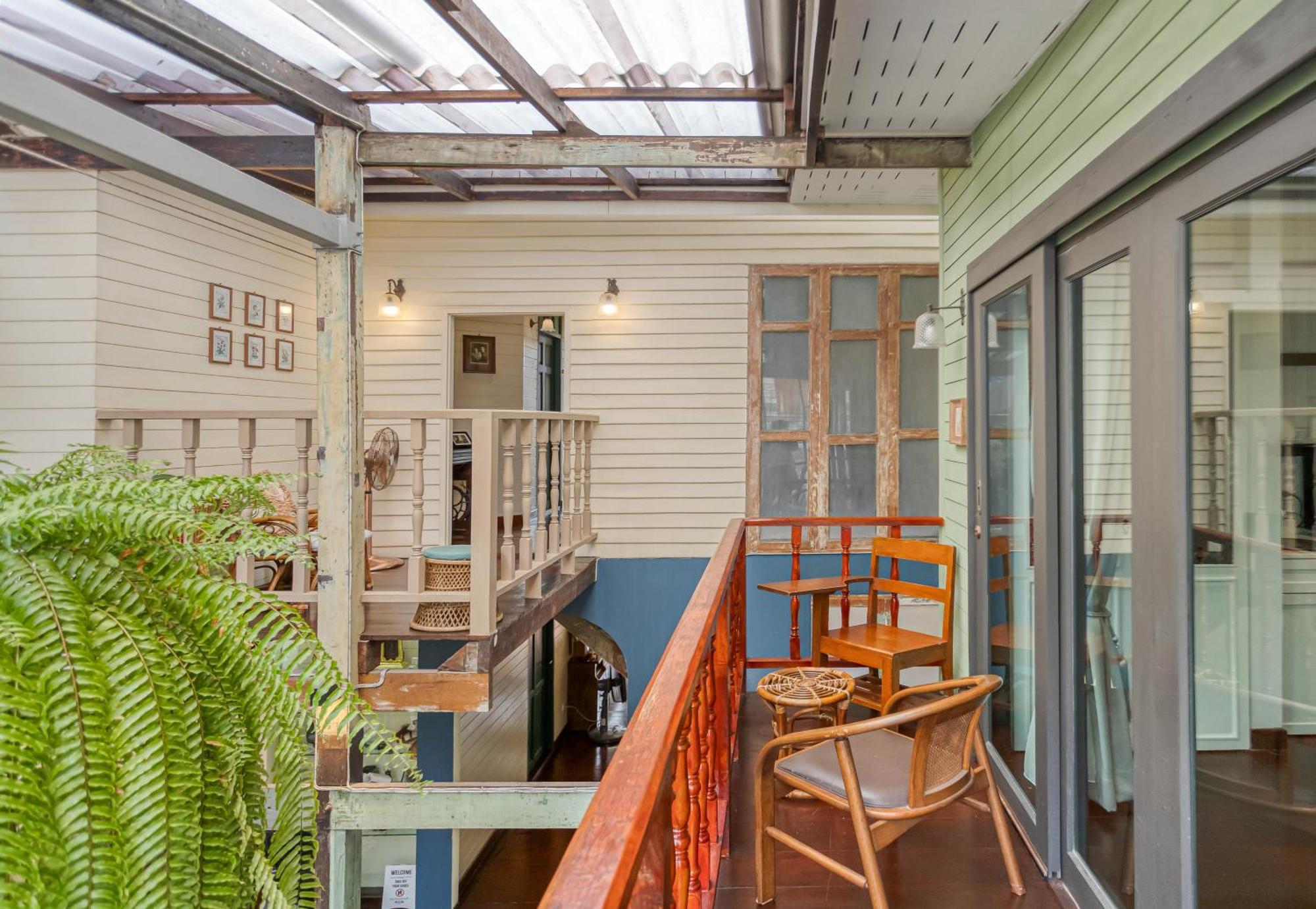 방콕 Priya Boutique House B&B 외부 사진
