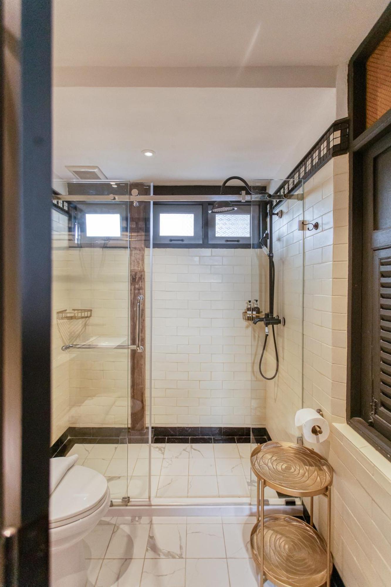 방콕 Priya Boutique House B&B 외부 사진