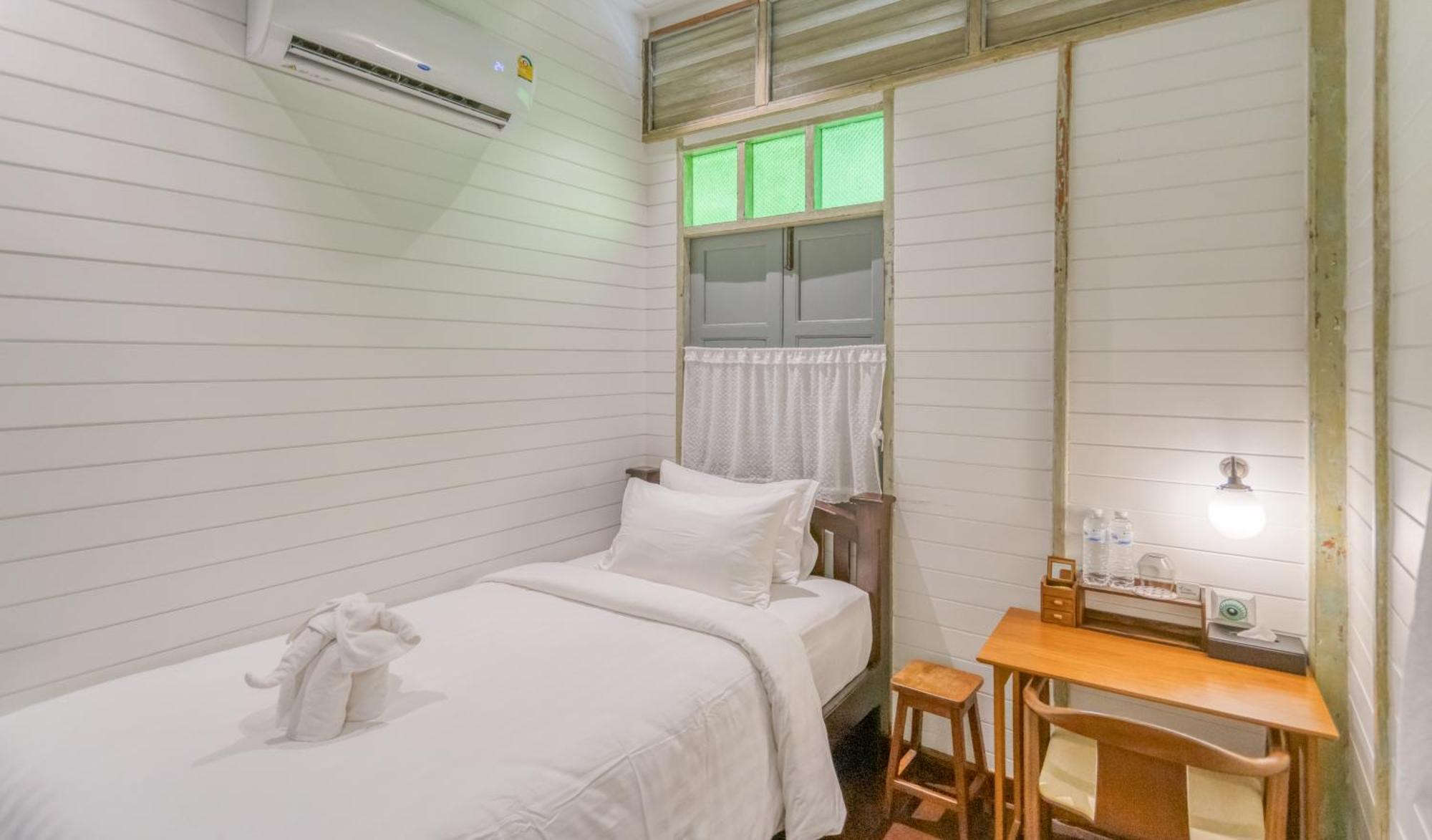 방콕 Priya Boutique House B&B 객실 사진
