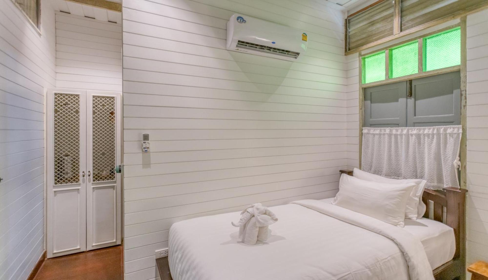 방콕 Priya Boutique House B&B 객실 사진