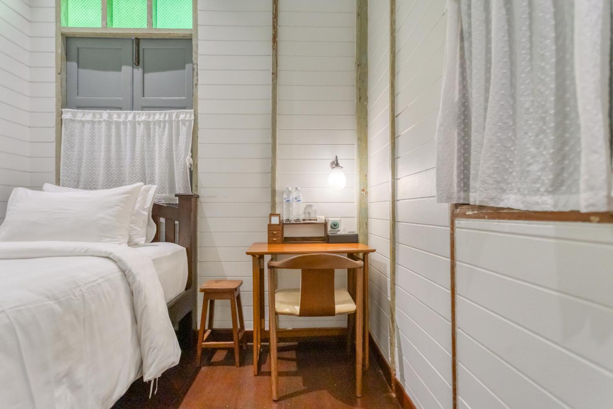 방콕 Priya Boutique House B&B 객실 사진